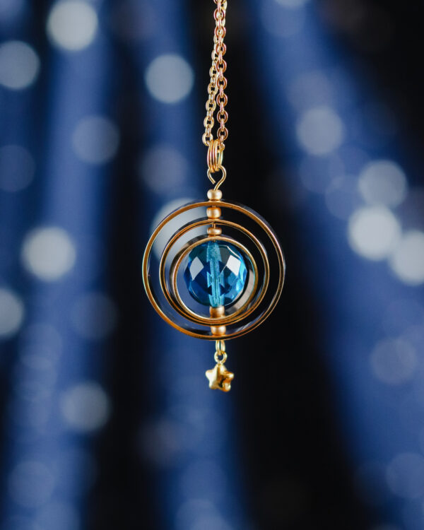 Sphère Armillaire - collier doré – Image 3
