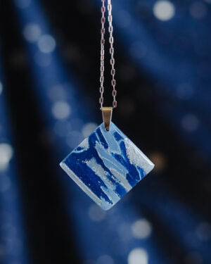 Le Cyanographe - Collier argenté - carré