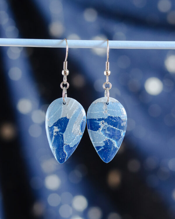 Le Cyanographe - Boucles d'oreilles argentées - goutte – Image 3