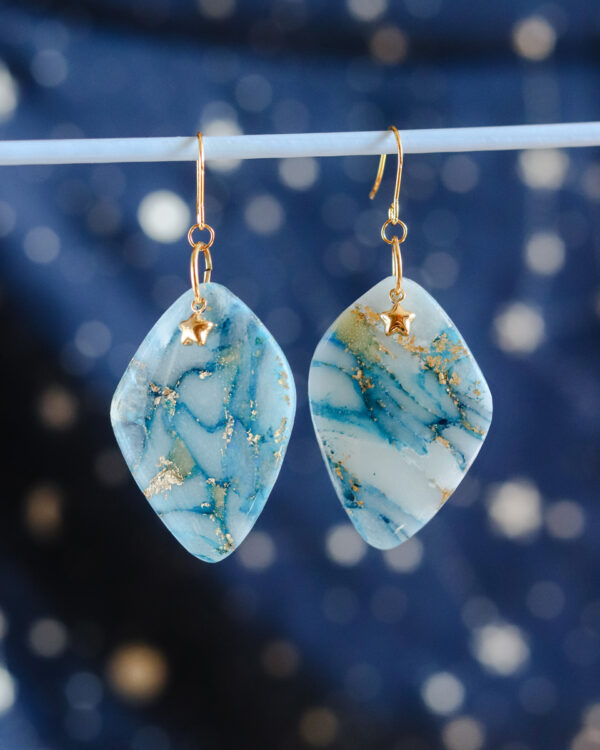 Le Cyanographe - Boucles d'oreilles dorées - gemme – Image 2