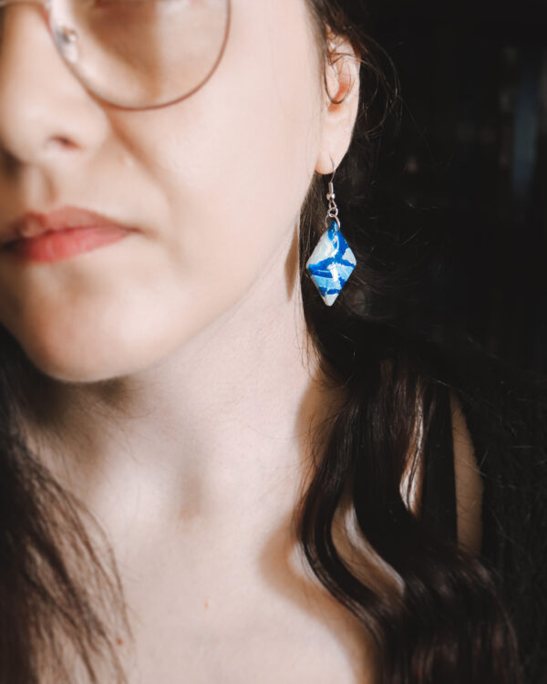 Le Cyanographe - Boucles d'oreilles argentées - losange – Image 3