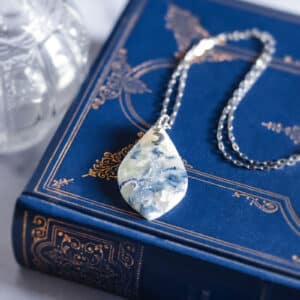 Collier "Bleu Neige"