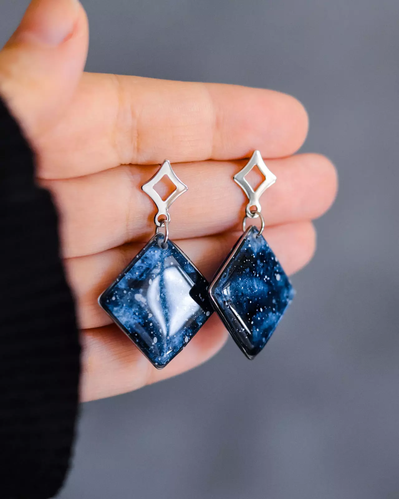 Boucles d'oreilles "La Nuit" losange - Rue de Minuit