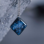 Collier "La Nuit" - losange - Rue de Minuit